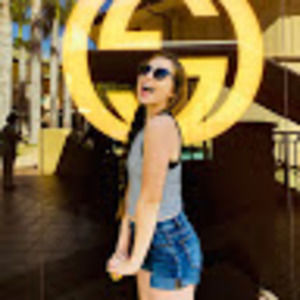 Meet your Posher, Molly g.